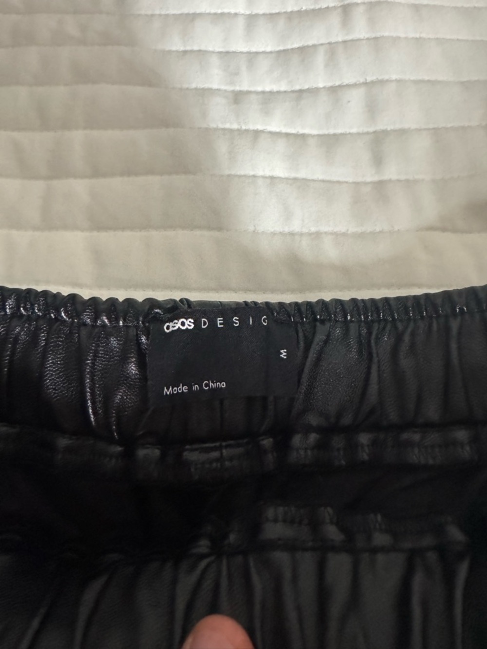 ASOS Black Faux Leather Flat Front Men’s Shorts - Picture 3 of 4